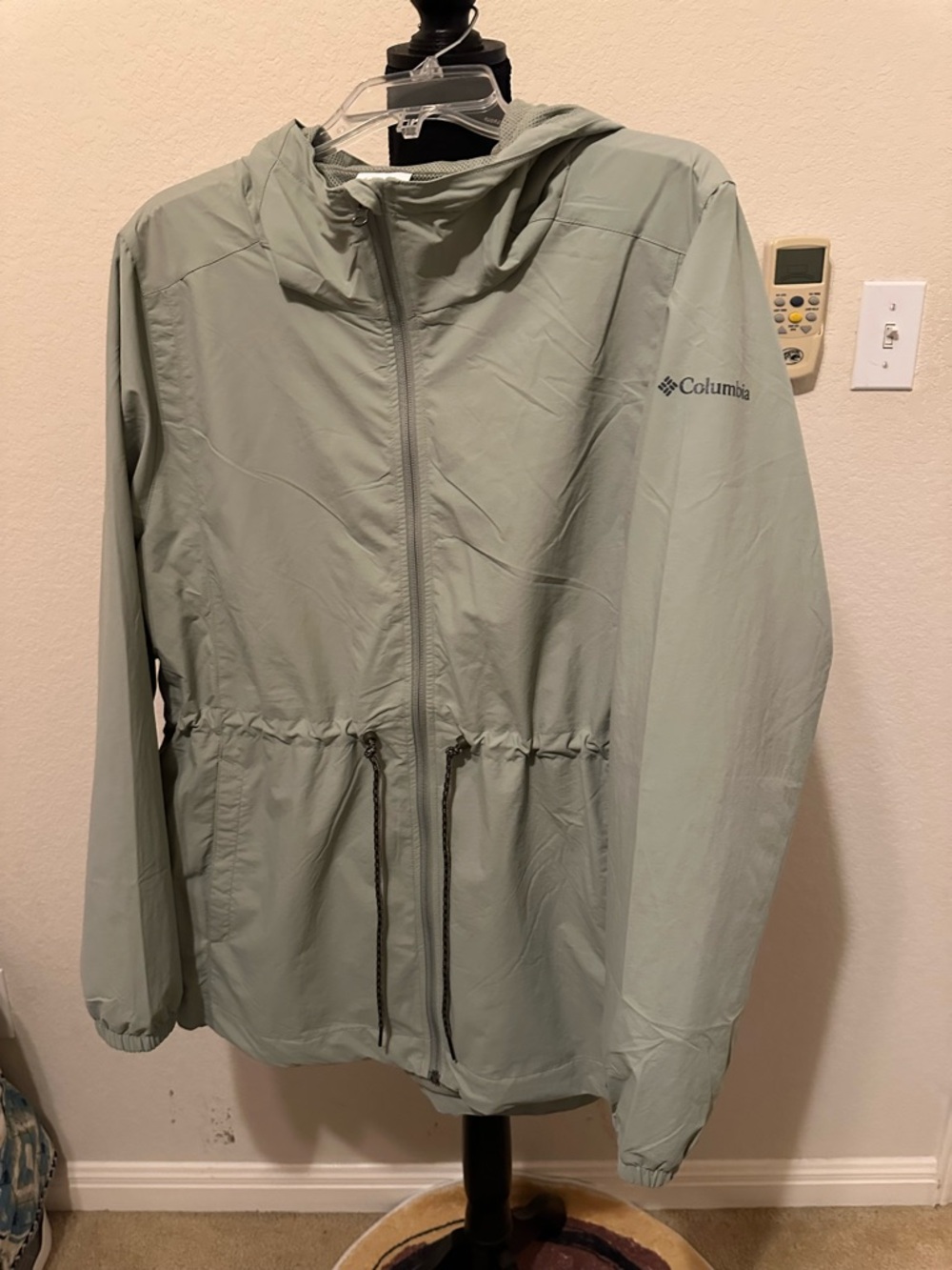 Women's Columbia Lillian Ridge II Rain Jacket
Size X-Large. NWT. - Picture 8 of 15